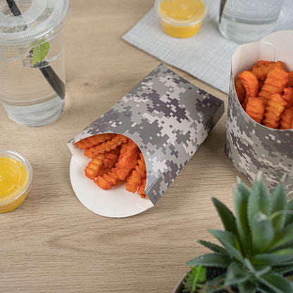 Bio Tek 4 oz Camouflage Paper Fry Cup / Snack Container - 4 3/4" x 3 1/2" x 5" - 100 count box