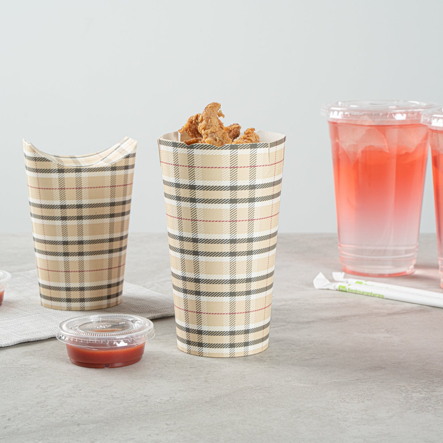 Bio Tek 20 oz Round Plaid Paper To Go Fry Cup - 3 1/4" x 3 1/4" x 5" - 100 count box