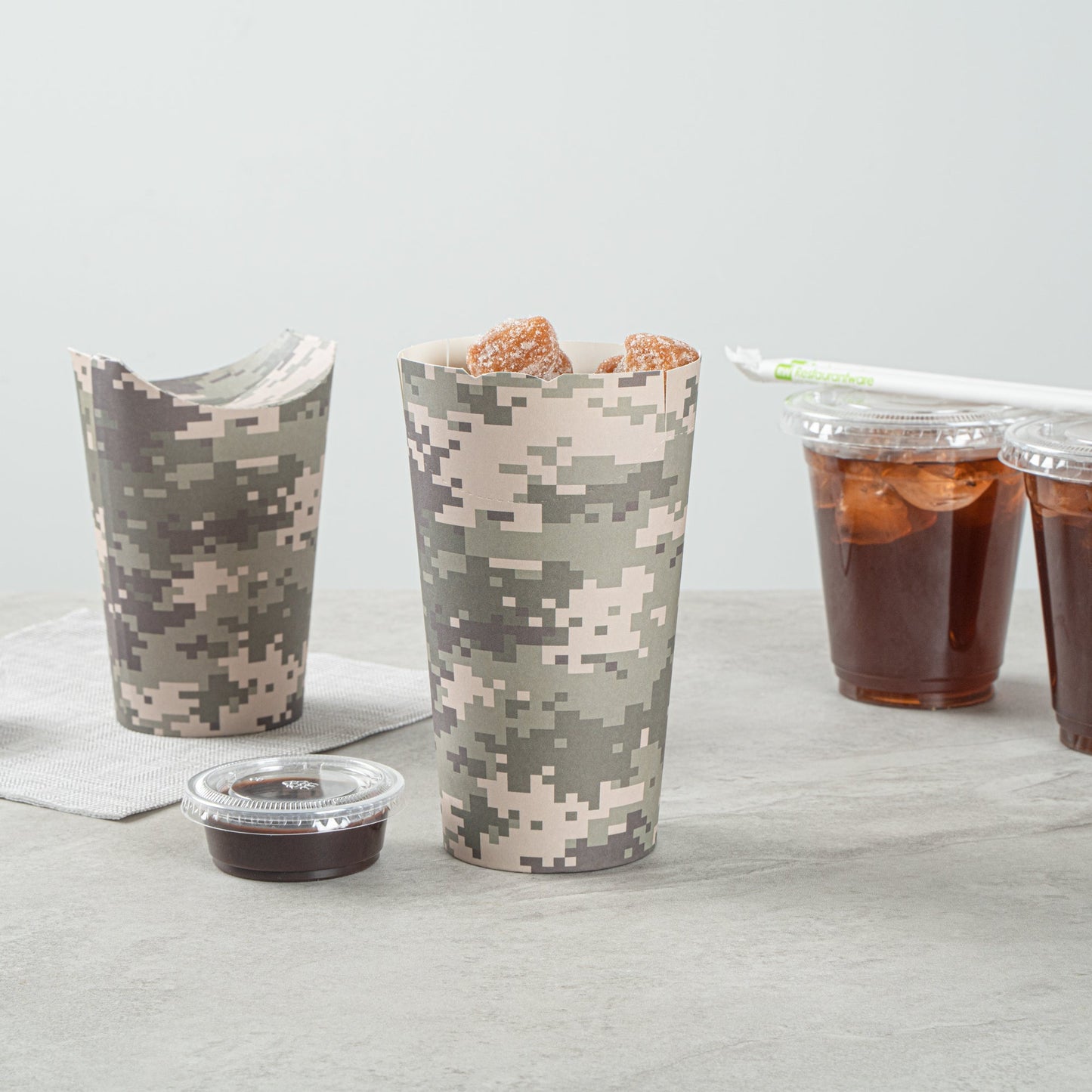 Bio Tek 20 oz Round Camouflage Paper To Go Fry Cup - 3 1/4" x 3 1/4" x 5" - 100 count box