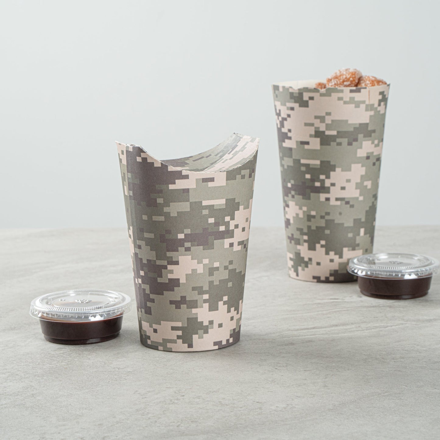 Bio Tek 20 oz Round Camouflage Paper To Go Fry Cup - 3 1/4" x 3 1/4" x 5" - 100 count box