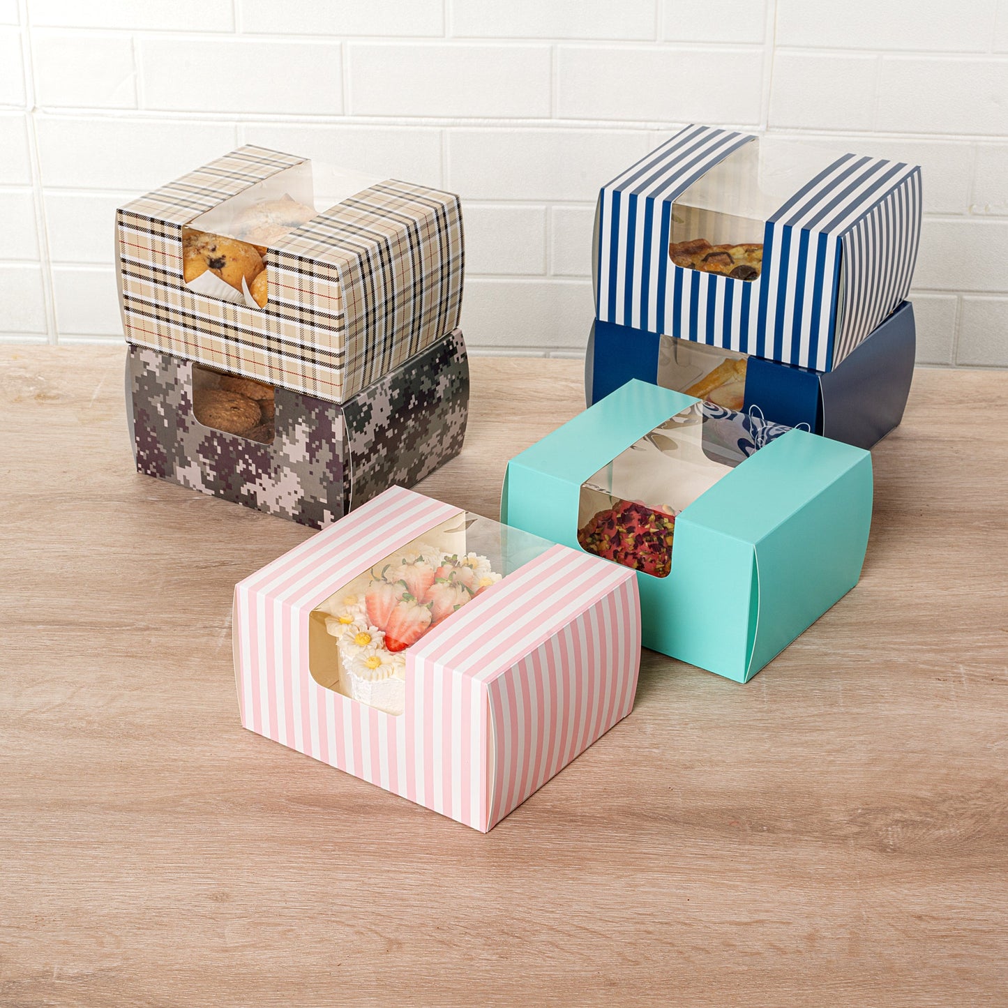 Pastry Tek Pink and White Stripe Paper Pastry / Cake Box - with Window - 7" x 6" x 4" - 100 count box