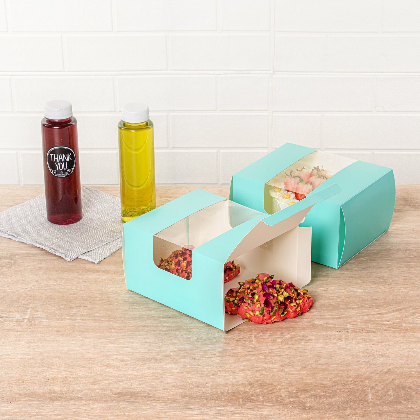 Pastry Tek Turquoise Paper Pastry / Cake Box - with Window - 7" x 6" x 4" - 100 count box