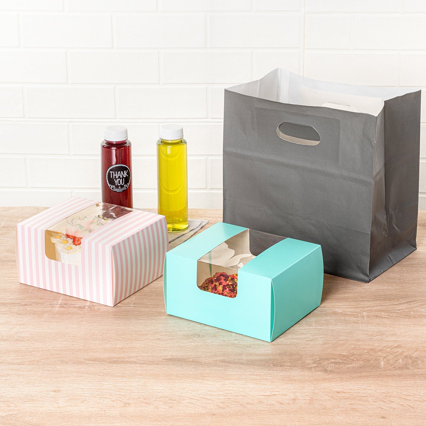 Pastry Tek Turquoise Paper Pastry / Cake Box - with Window - 7" x 6" x 4" - 100 count box