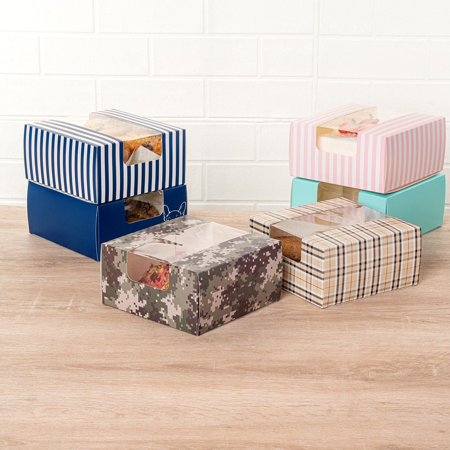 Pastry Tek Camouflage Paper Pastry / Cake Box - with Window - 6 1/4" x 6 1/4" x 3 1/4" - 100 count box