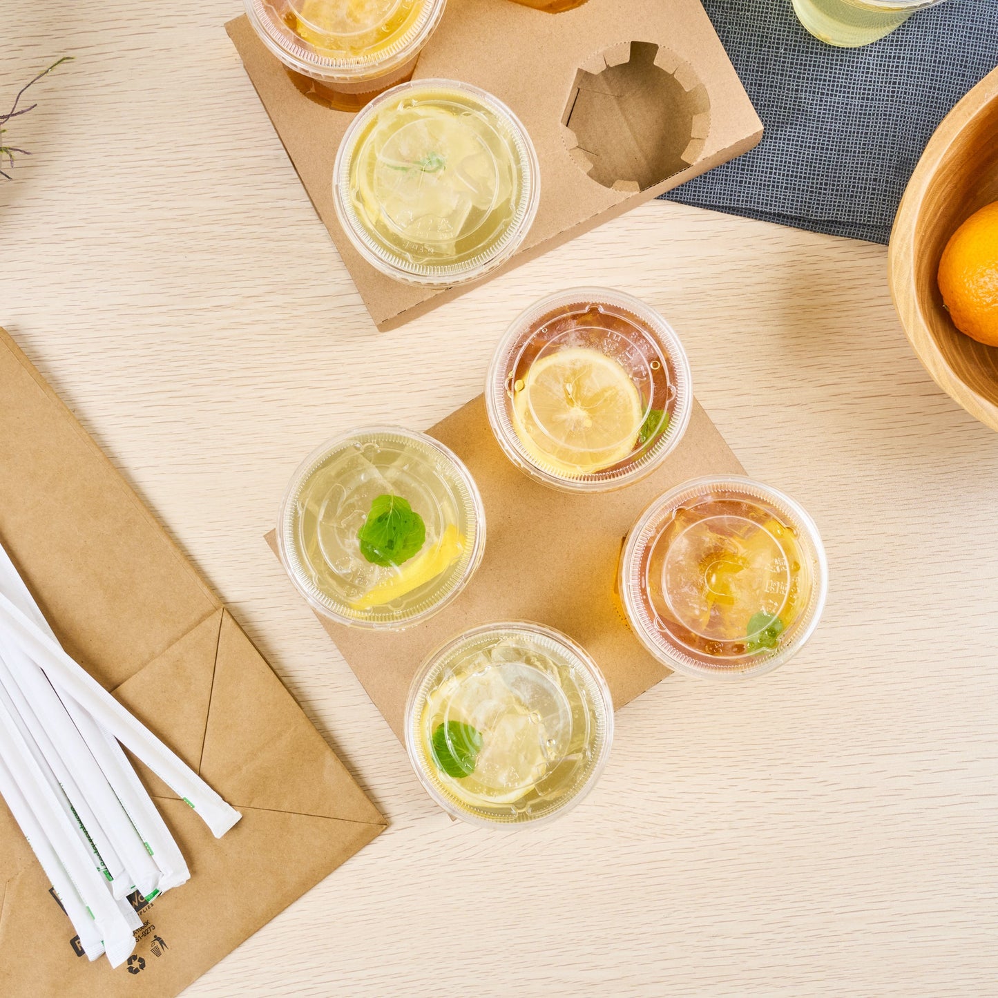 Saving Nature Kraft Paper Convertible Drink Carrier - Fits 2 or 4 Cups - 8 1/2" x 6 1/2" x 1 1/2" - 100 count box