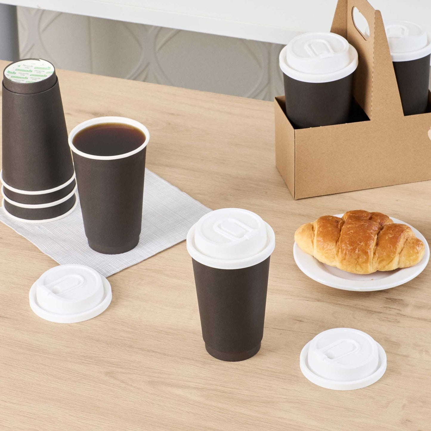 Restpresso White Plastic Coffee Cup Lid - with Detachable Plug, Fits 8, 12, 16 and 20 oz - 25 count box