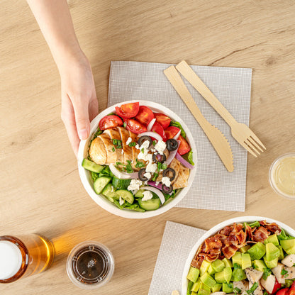 Pulp Safe No PFAS Added 18 oz Round White Sugarcane / Bagasse Salad Bowl - Home Compostable - 6 1/4" x 6 1/4" x 1 3/4" - 100 count box