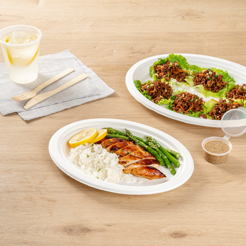 Pulp Safe No PFAS Added Oval White Sugarcane / Bagasse Medium Plate - Home Compostable - 10 1/2" x 7 3/4" x 3/4" - 100 count box