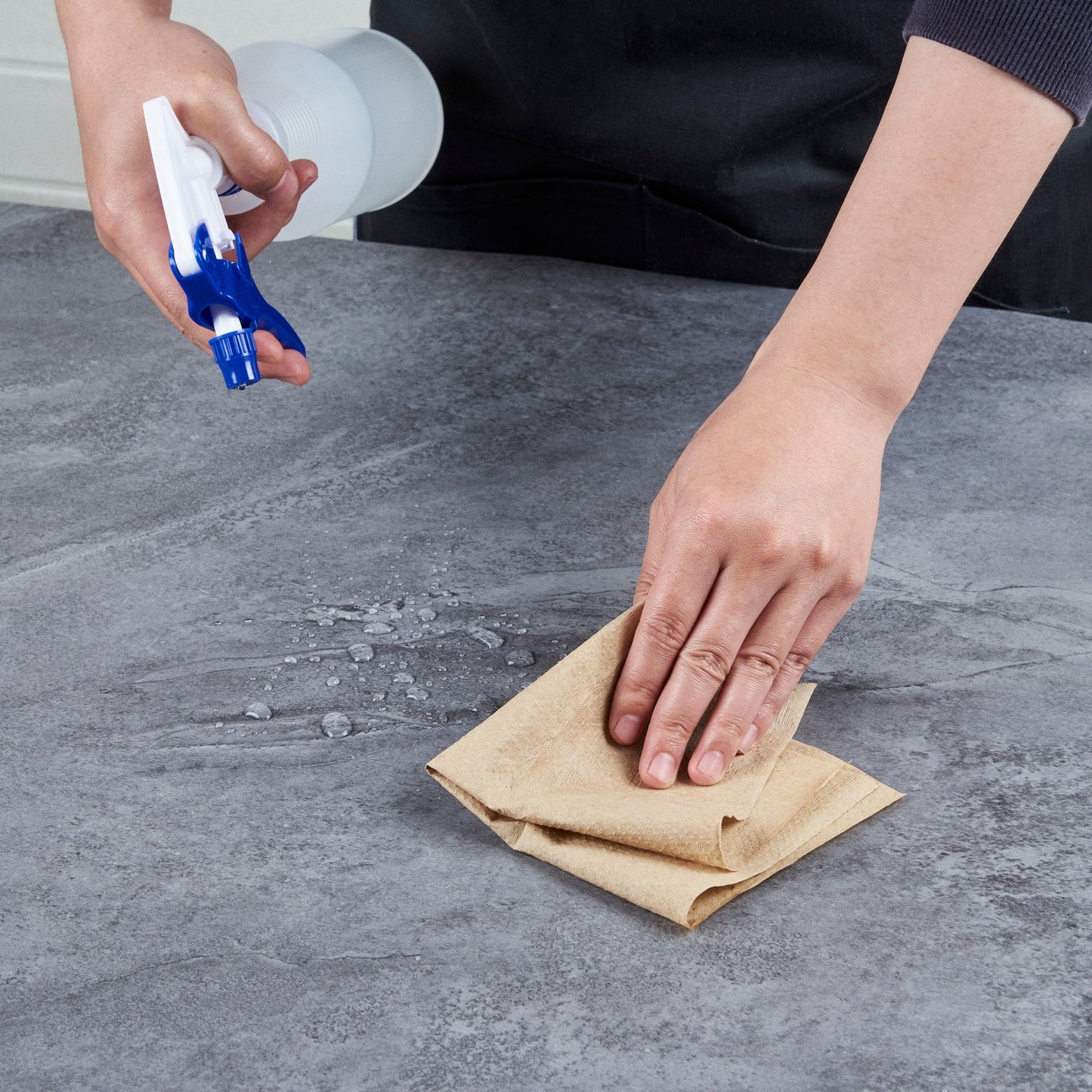 Clean Tek Professional Kraft M-Fold Paper Towel - 1-Ply - 9 1/2" x 9 1/4" - 4000 count box