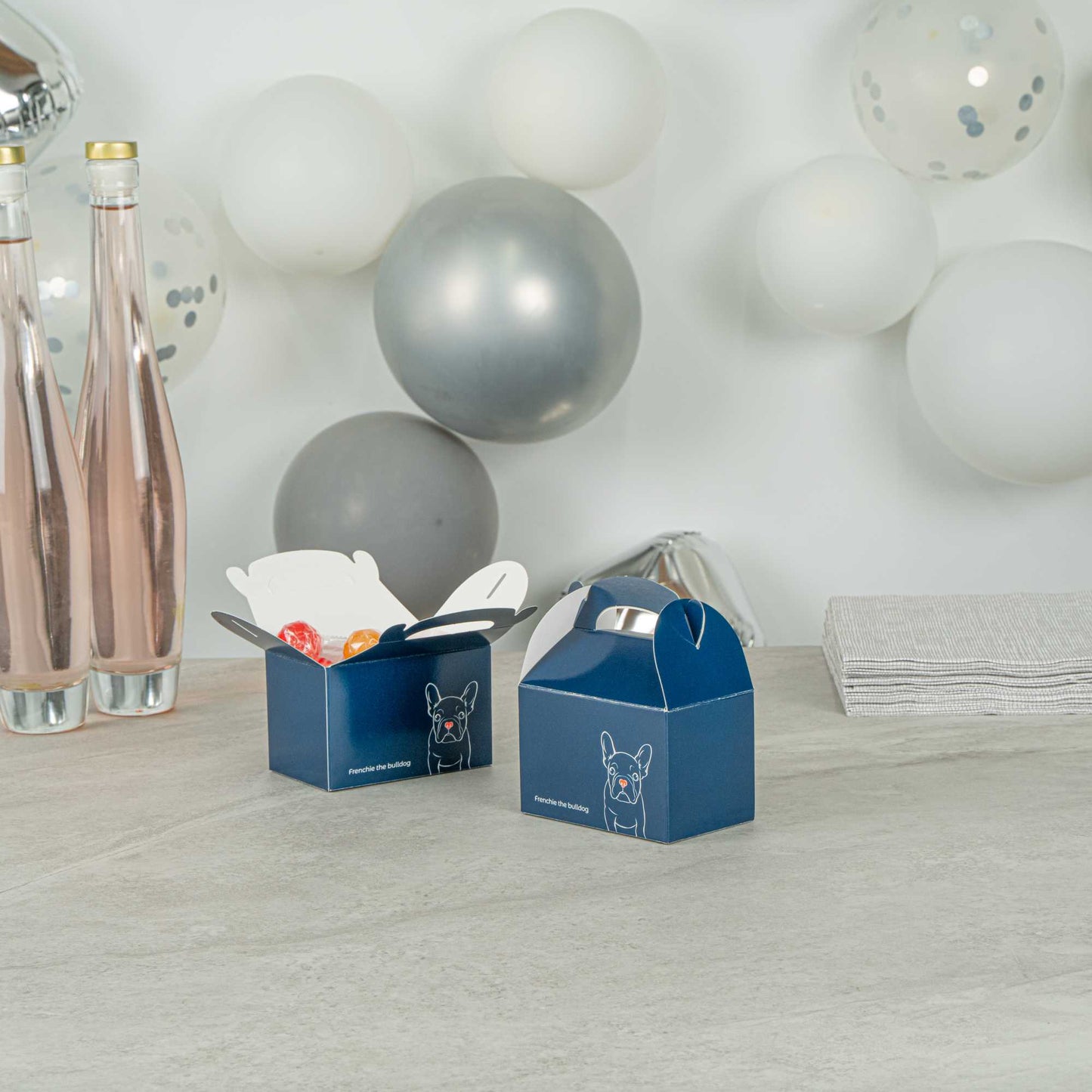 Bio Tek Frenchie Paper Gable Box / Take Out Container - Compostable - 4" x 2 1/2" x 2 1/2" - 25 count box