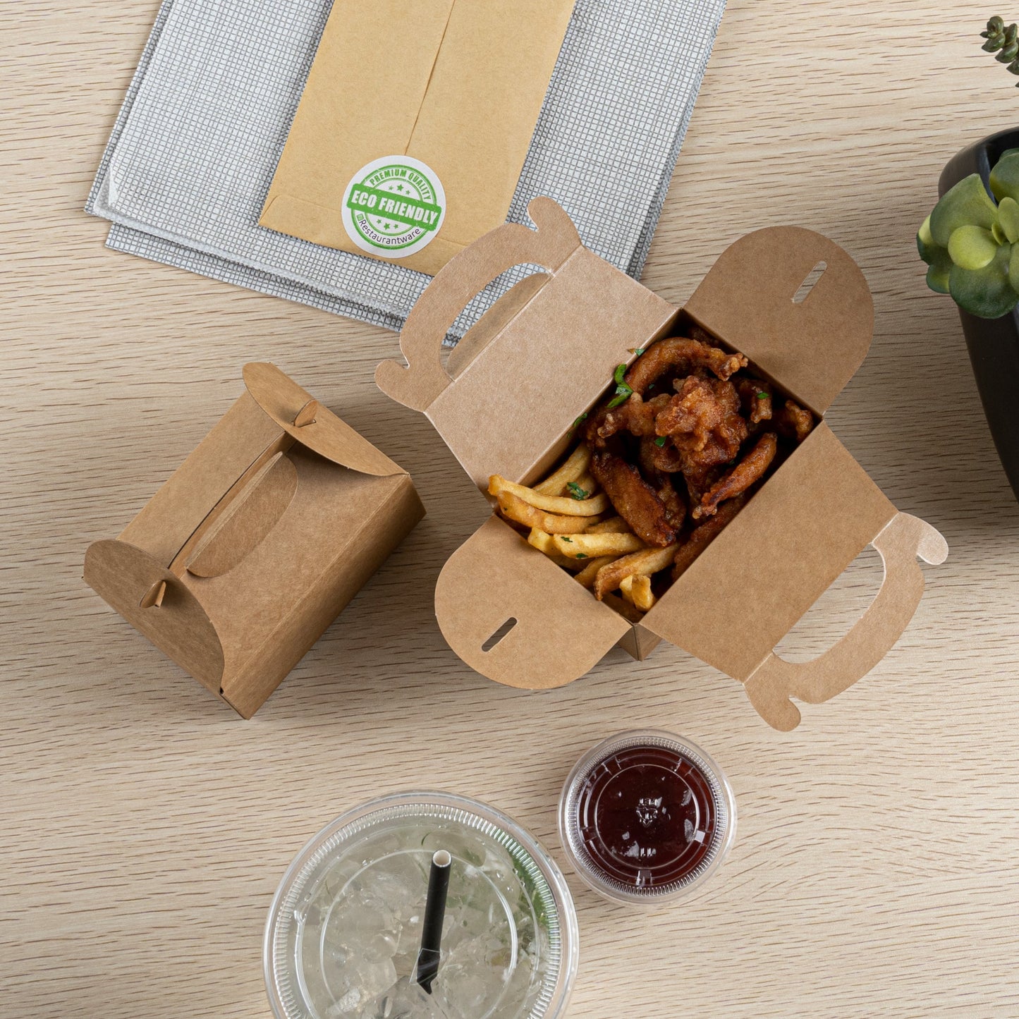 Bio Tek Kraft Paper Gable Box / Take Out Container - Greaseproof - 4" x 2 1/2" x 2 1/2" - 25 count box