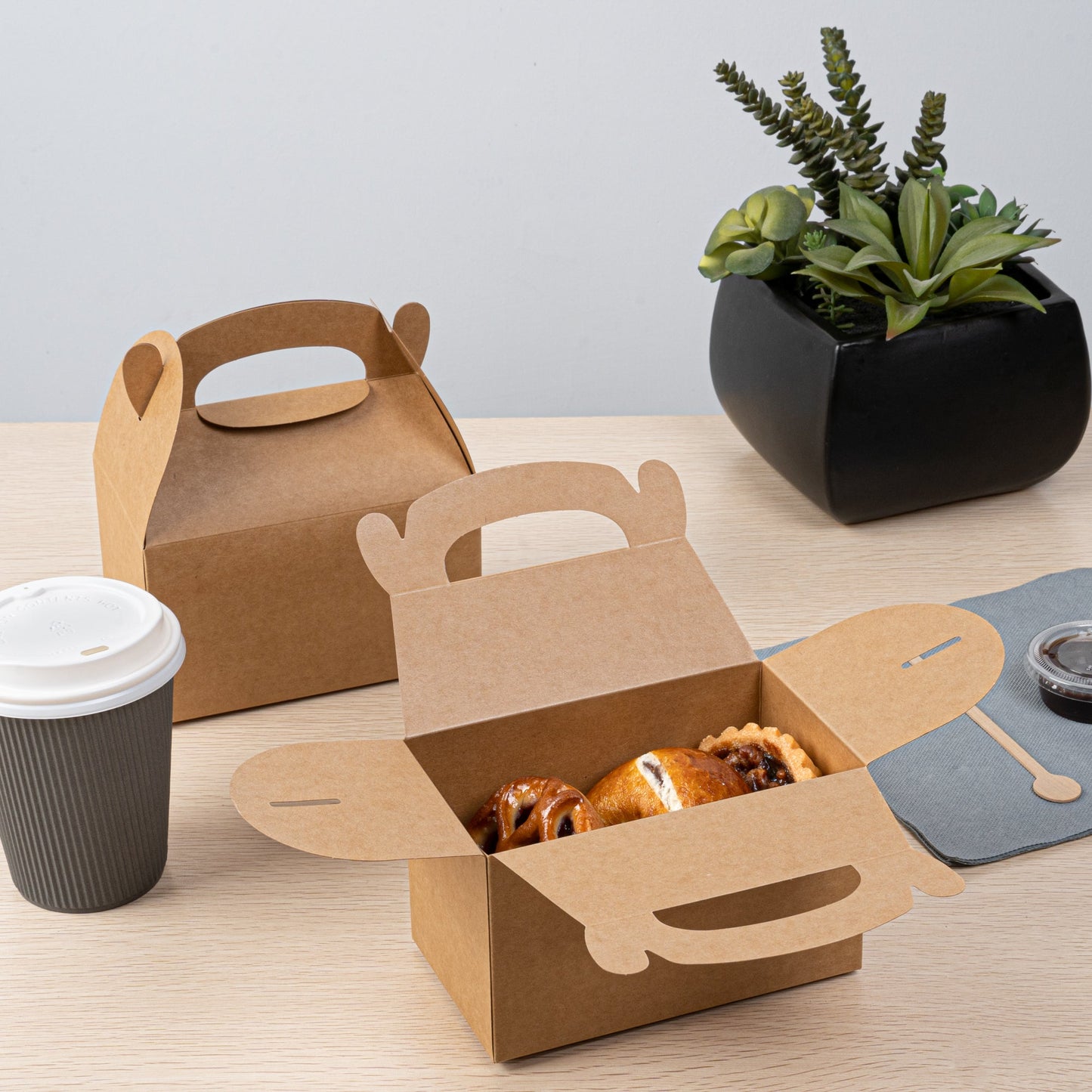 Bio Tek Kraft Paper Gable Box / Take Out Container - Greaseproof - 6" x 3 1/2" x 3 1/2" - 25 count box