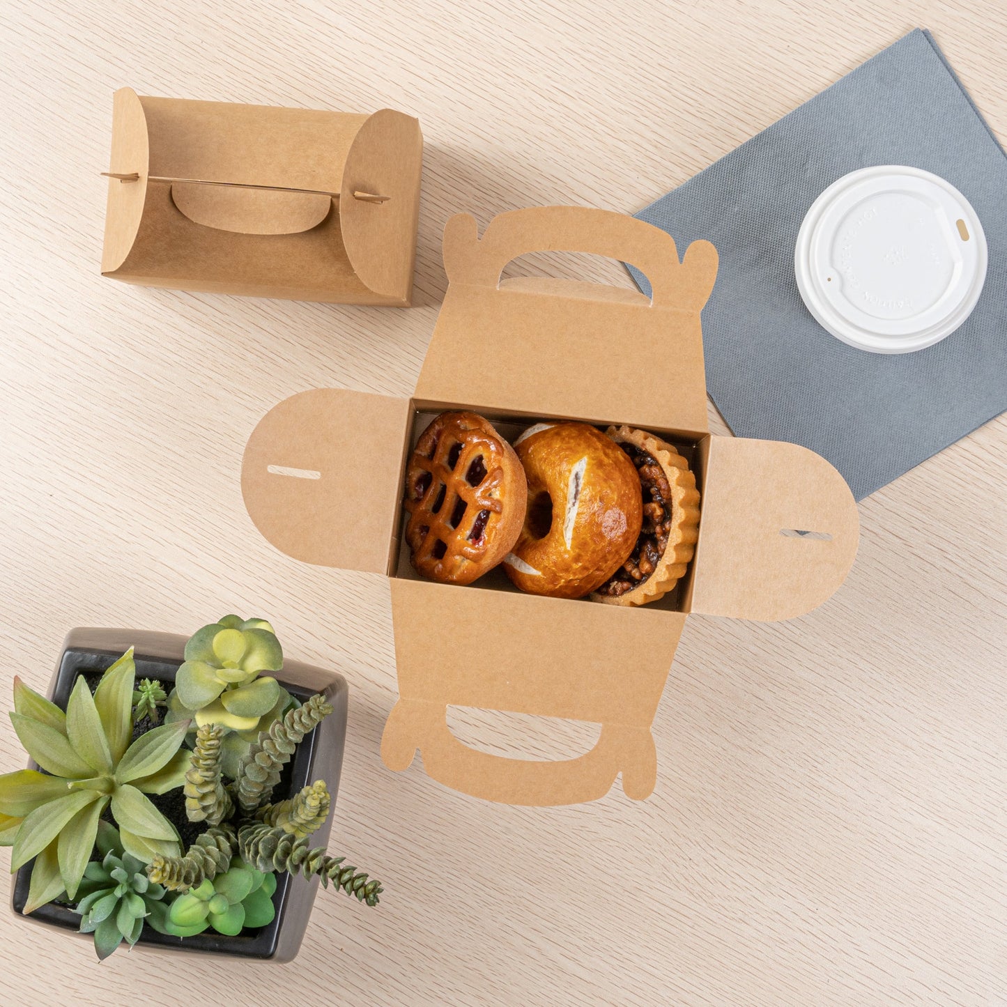 Bio Tek Kraft Paper Gable Box / Take Out Container - Greaseproof - 6" x 3 1/2" x 3 1/2" - 100 count box