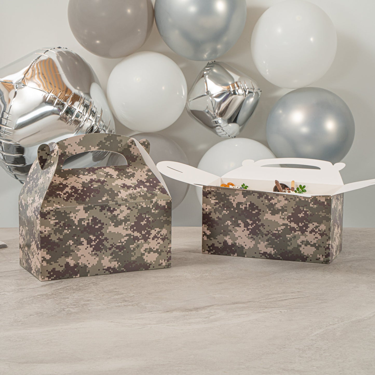 Bio Tek Camouflage Paper Gable Box / Take Out Container - Commercially composatble - 9 1/2" x 5" x 5" - 100 count box
