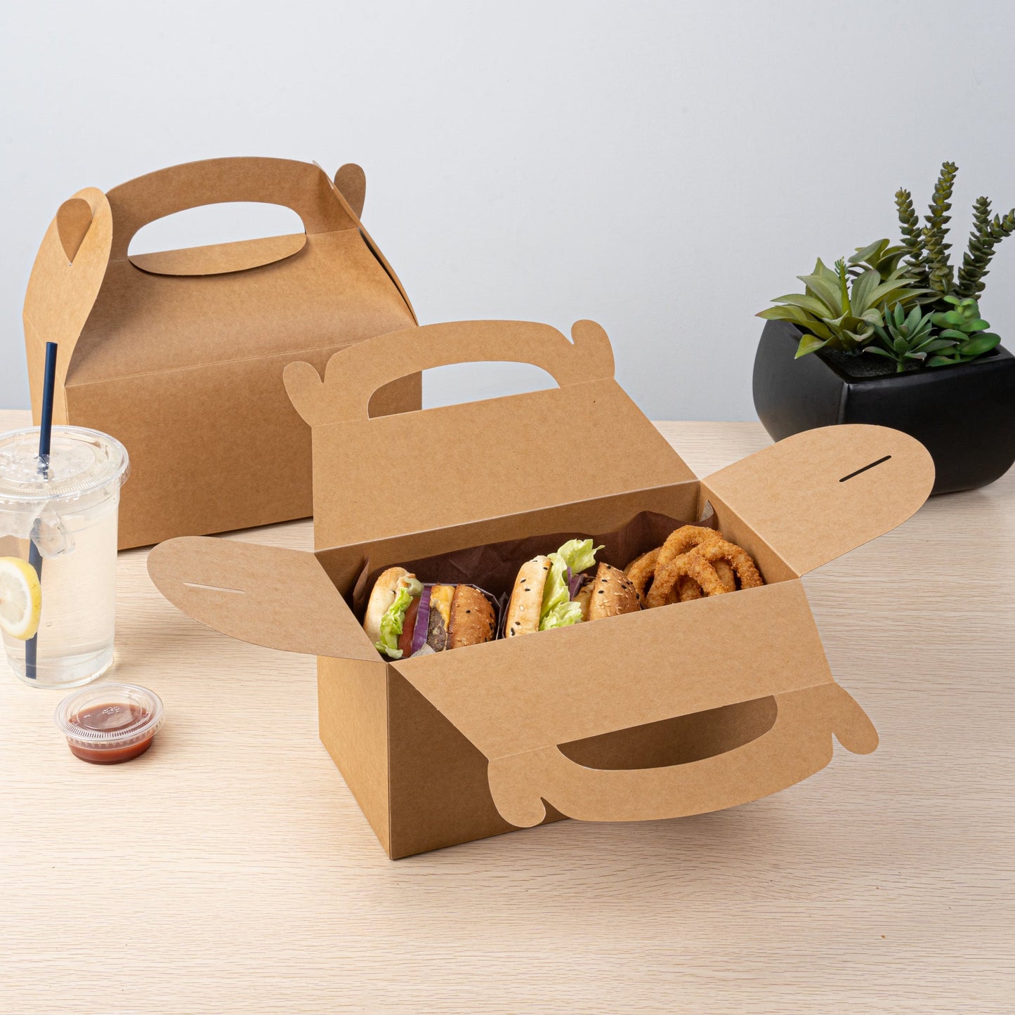 Bio Tek Kraft Paper Gable Box / Take Out Container - Greaseproof - 9 1/2" x 5" x 5" - 100 count box