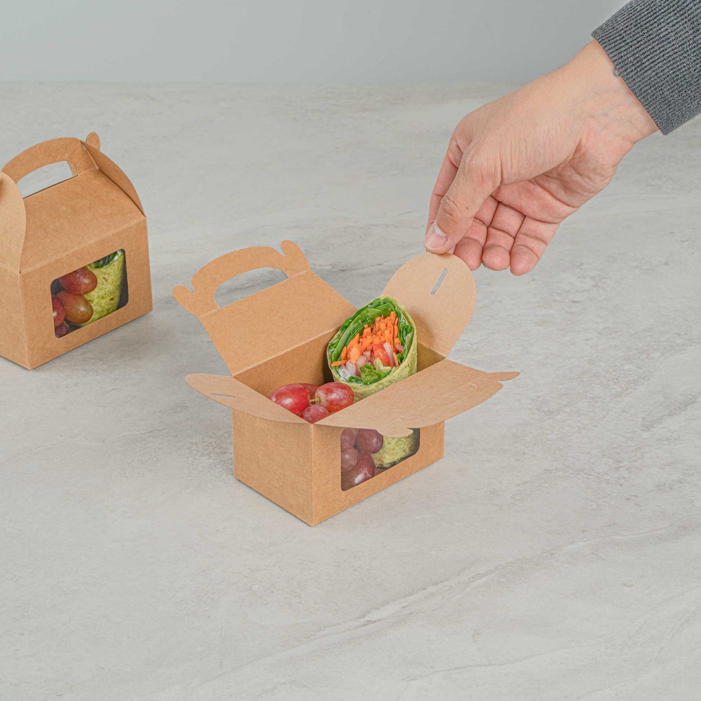 Bio Tek Kraft Paper Gable Box / Take Out Container - Greaseproof, with Window - 4" x 2 1/2" x 2 1/2" - 25 count box
