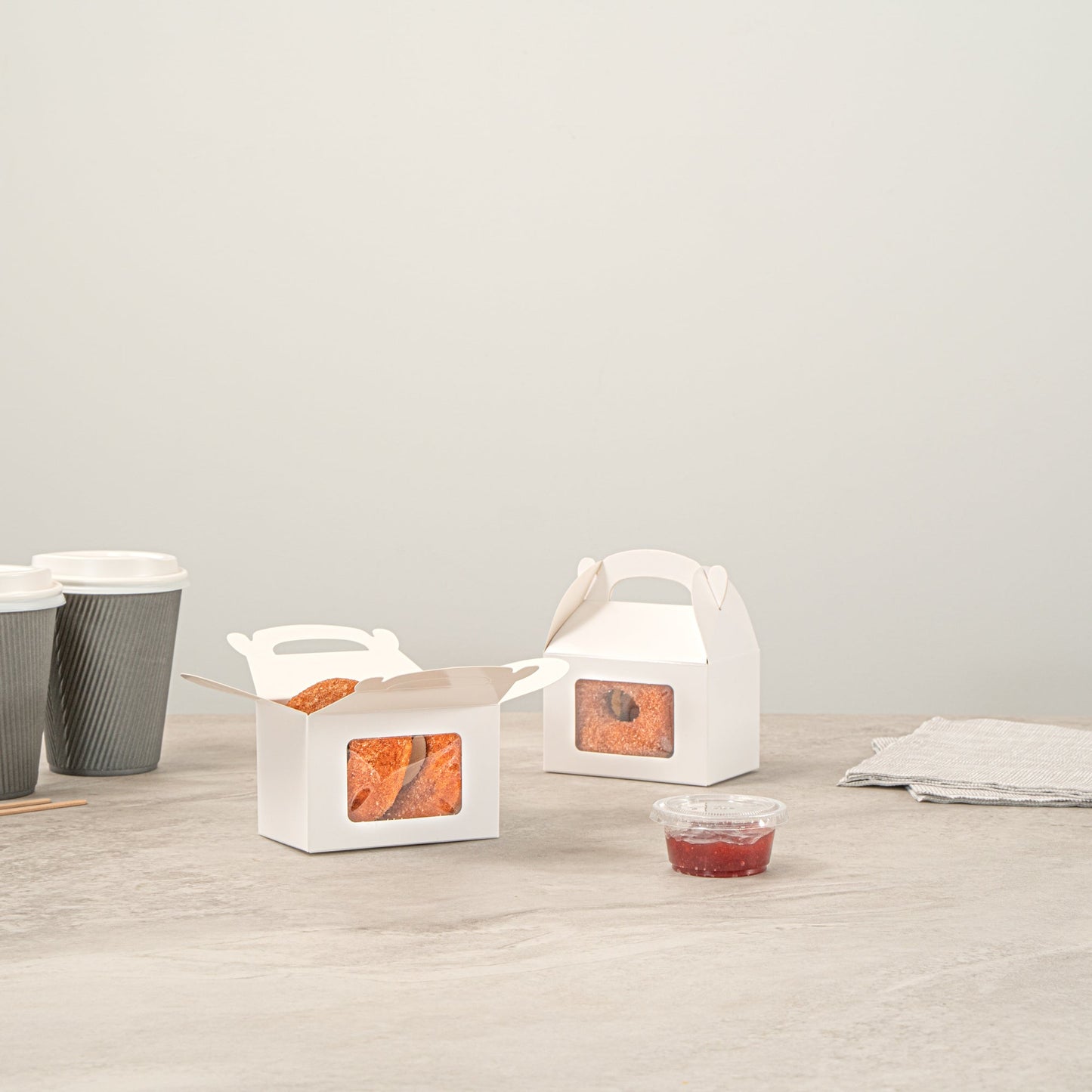 Bio Tek White Paper Gable Box / Take Out Container - Greaseproof, with Window - 4" x 2 1/2" x 2 1/2" - 100 count box
