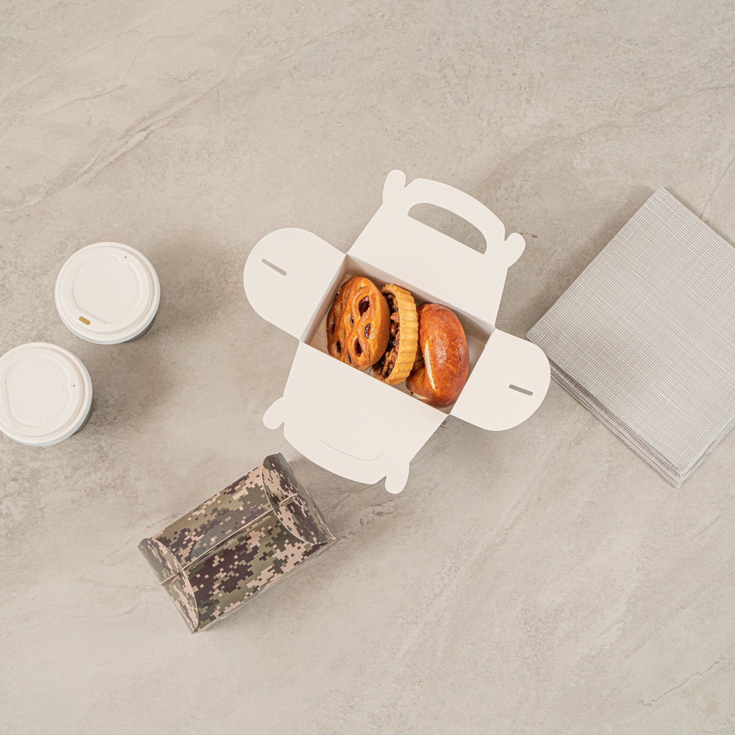 Bio Tek Camouflage Paper Gable Box / Take Out Container - with Window - 6" x 3 1/2" x 3 1/2" - 100 count box