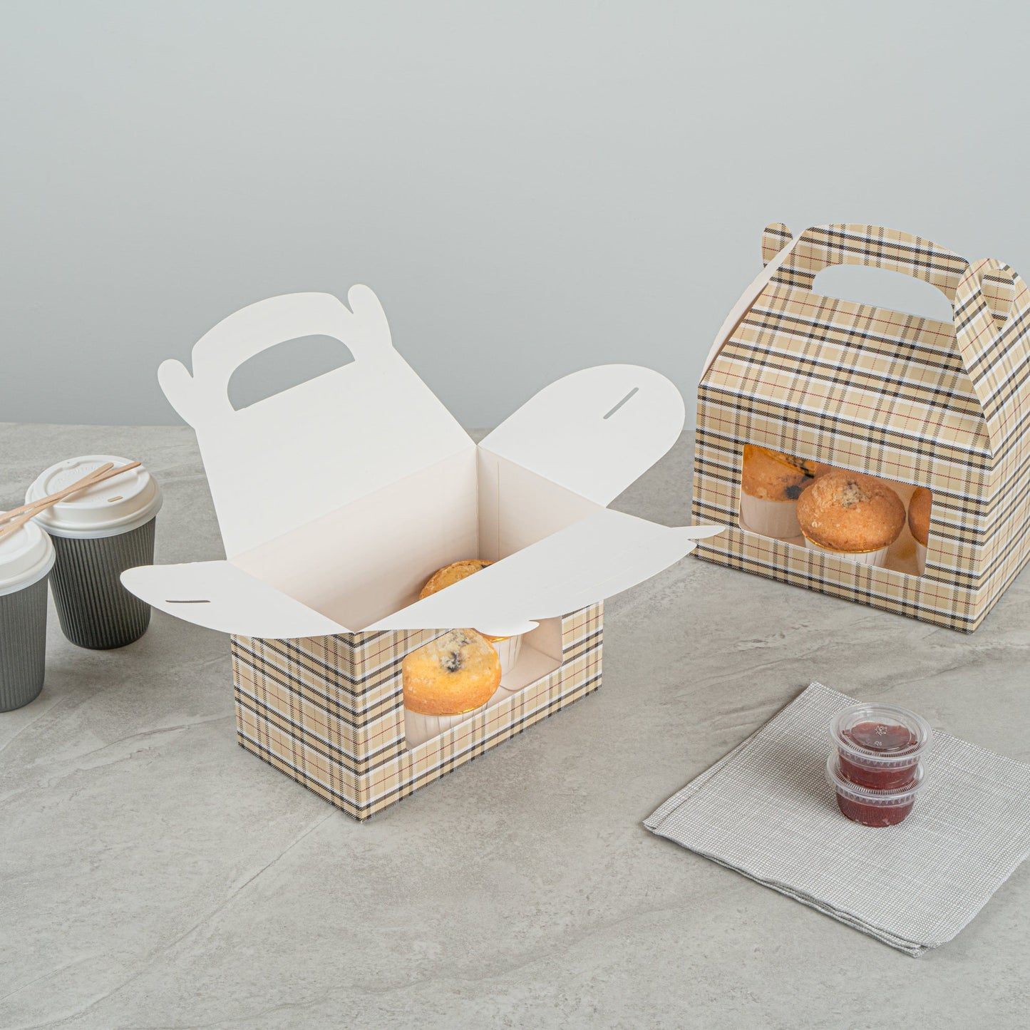 Bio Tek Plaid Paper Gable Box / Take Out Container - with Window - 8 1/2" x 4 3/4" x 5 1/2" - 25 count box