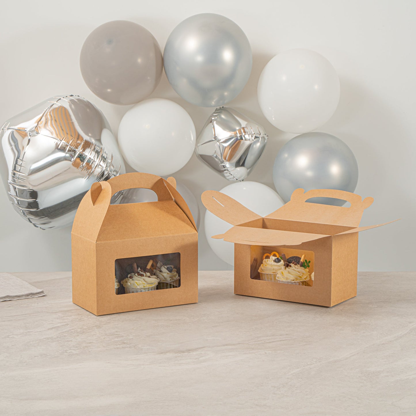 Bio Tek Kraft Paper Gable Box / Take Out Container - Greaseproof, with Window - 8 1/2" x 4 3/4" x 5 1/2" - 25 count box