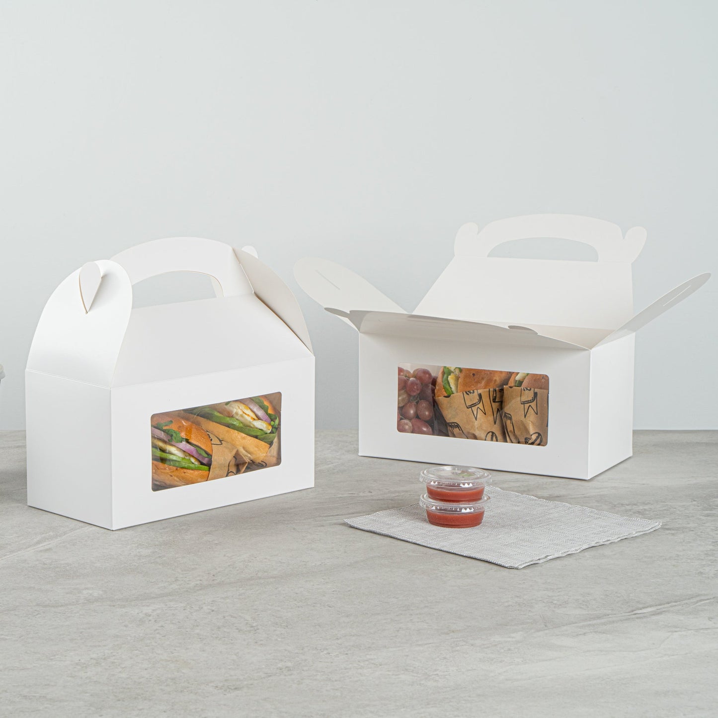 Bio Tek White Paper Gable Box / Take Out Container - Greaseproof, with Window - 9 1/2" x 5" x 5" - 100 count box