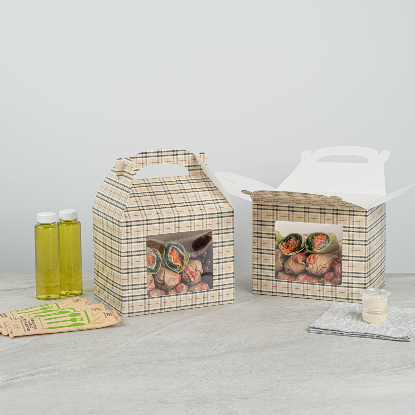 Bio Tek Plaid Paper Gable Box / Take Out Container - with Window - 10" x 7" x 8" - 100 count box