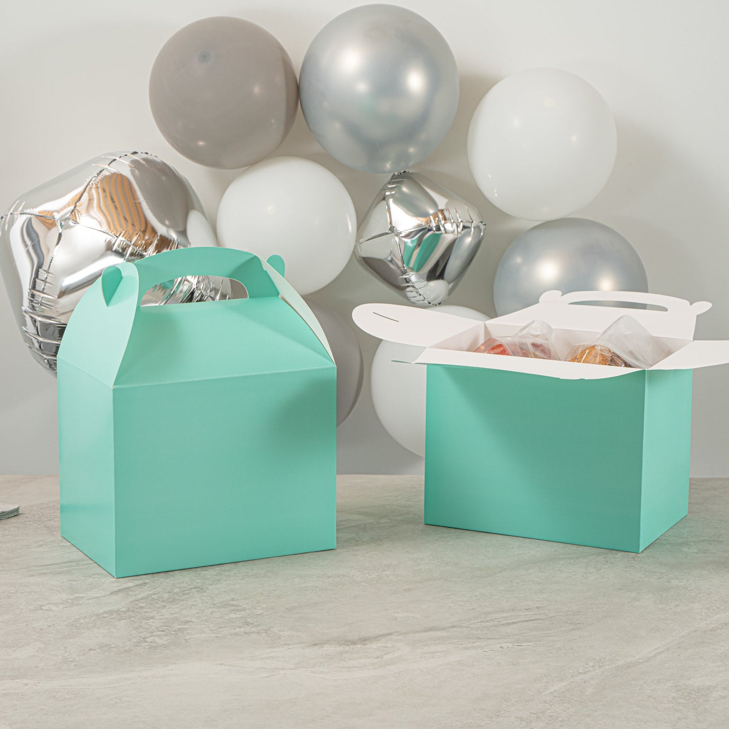 Bio Tek Turquoise Paper Gable Box / Take Out Container - Compostable - 10" x 7" x 8" - 100 count box