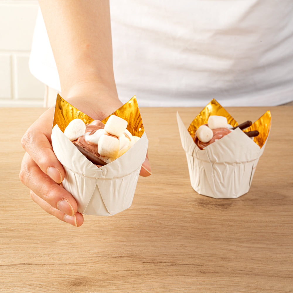 Panificio 3.9 oz White Foil Paper Tulip Baking Cup - 3 1/4" x 3 1/4" x 2 3/4" - 500 count box