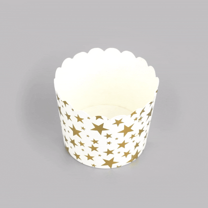 Panificio 4.5 oz White Paper Scalloped Baking Cup - Gold Stars - 2 3/4" x 2 3/4" x 2" - 500 count box