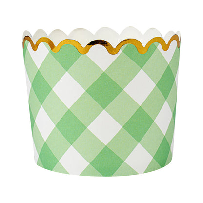 Panificio 4.5 oz Green Plaid Paper Scalloped Baking Cup - Gold Rim - 2 3/4" x 2 3/4" x 2" - 500 count box