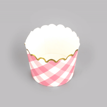 Panificio 4.5 oz Pink Plaid Paper Scalloped Baking Cup - Gold Rim - 2 3/4" x 2 3/4" x 2" - 500 count box