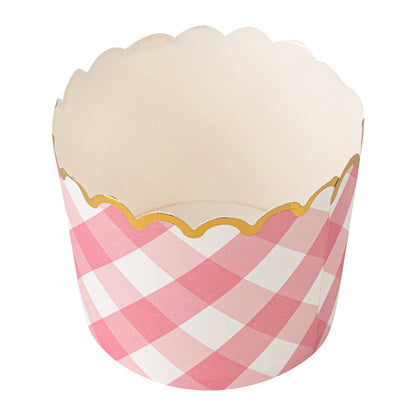 Panificio 4.5 oz Pink Plaid Paper Scalloped Baking Cup - Gold Rim - 2 3/4" x 2 3/4" x 2" - 500 count box