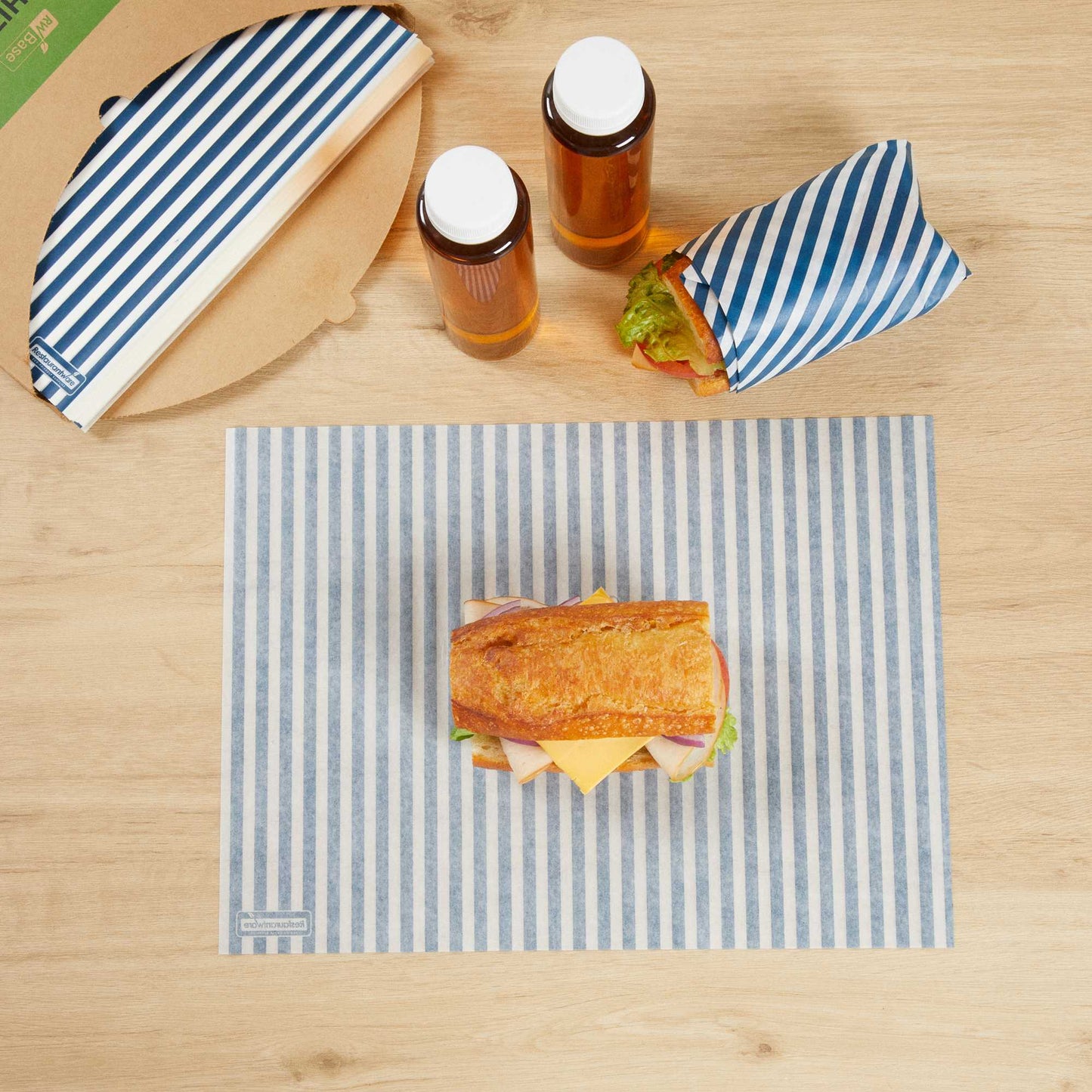 Chef 101 No PFAS Added Blue and White Stripe Paper Food Wrap and Basket Liner - Greaseproof - 15" x 11" - 200 count box