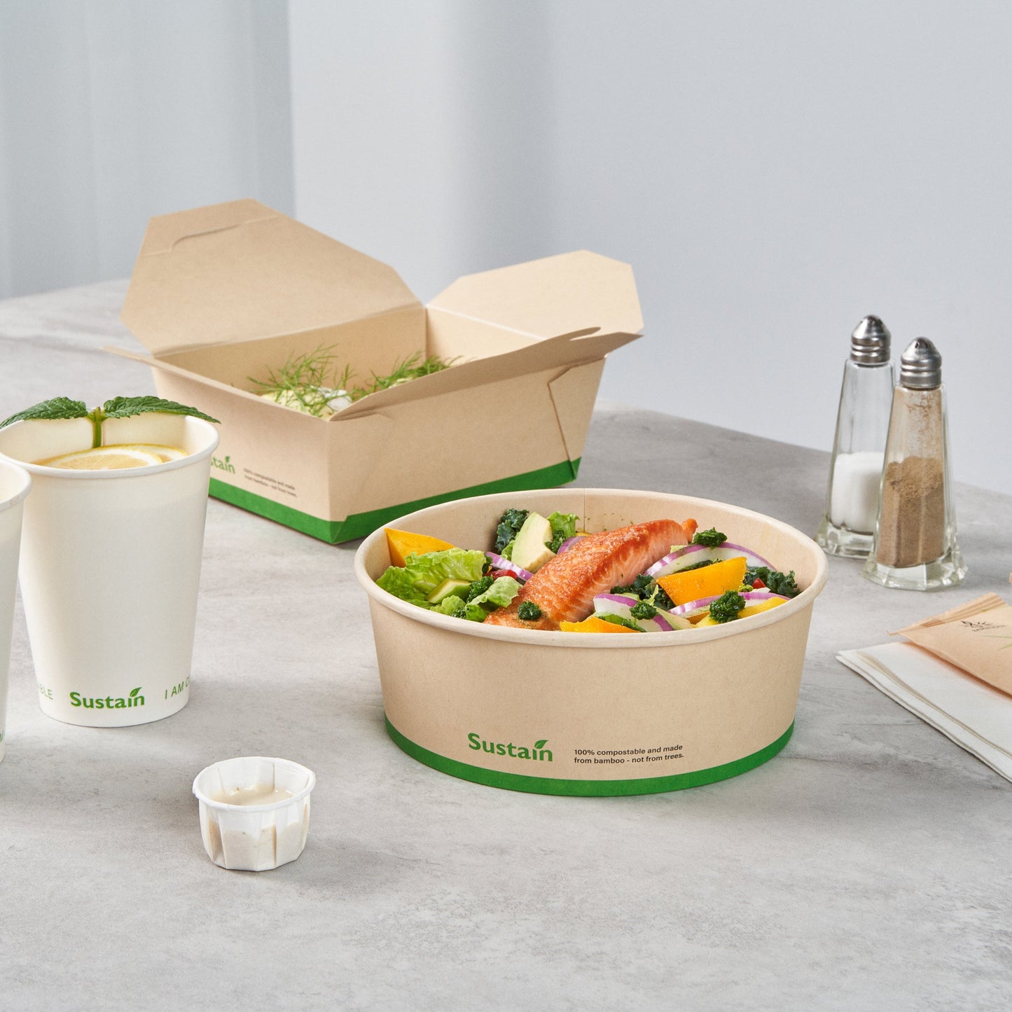 Sustain 44 oz Round Bamboo Paper Salad Container - with PLA Lining, Compostable - 7 1/4" x 7 1/4" x 2 1/2" - 200 count box