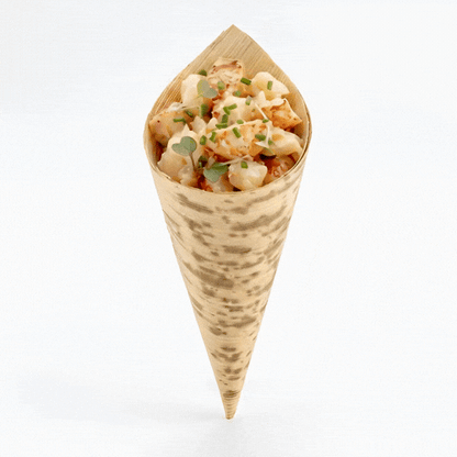 Bambuddha 3 oz Natural Bamboo Medium Cone - 5" x 2" x 2" - 200 count box