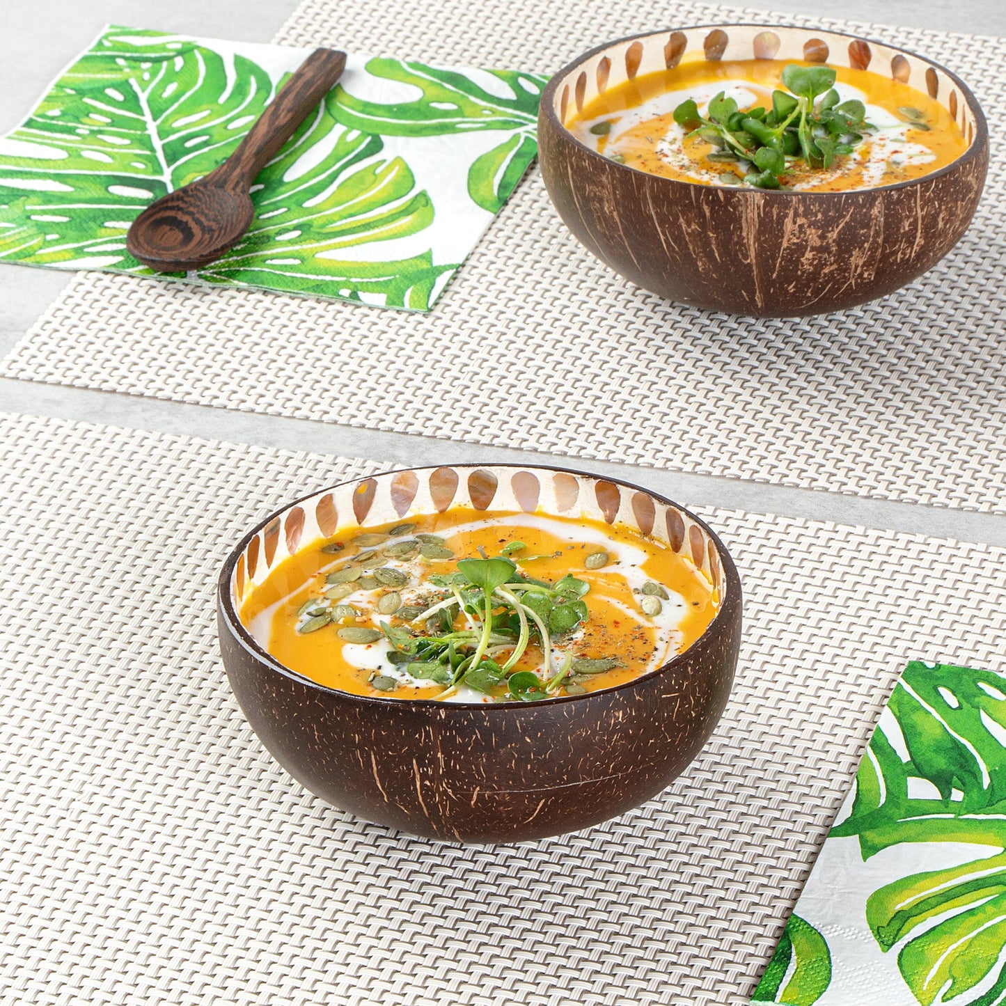 Coco Casa 16 oz White Handmade Teardrop Coconut Bowl - 1 count box