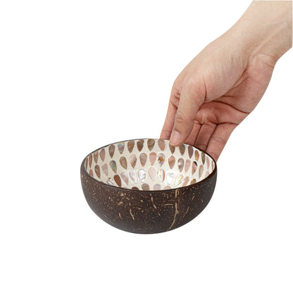Coco Casa 16 oz White Handmade Teardrop Coconut Bowl - 1 count box