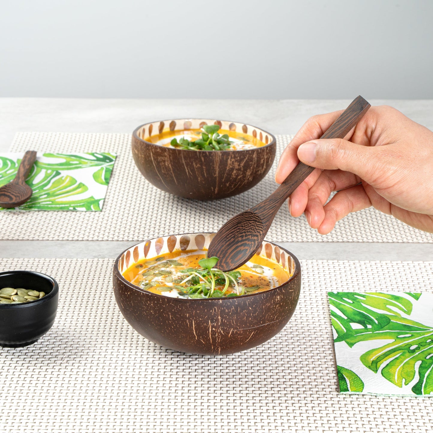 Coco Casa 16 oz White Handmade Teardrop Coconut Bowl - 10 count box