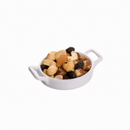 Chef 101 Round White Porcelain Mini Handled Plate - 4" x 2 3/4" x 1" - 10 count box