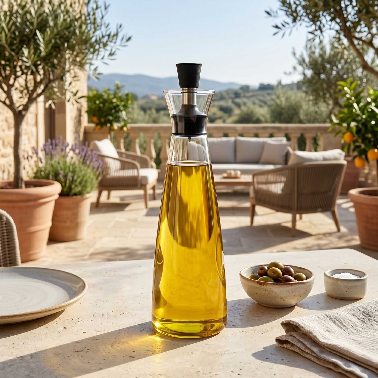 Forma Professional 17 oz Glass Oil Bottle - Borosilicate - 3" x 3" x 10 1/2" - 1 count box