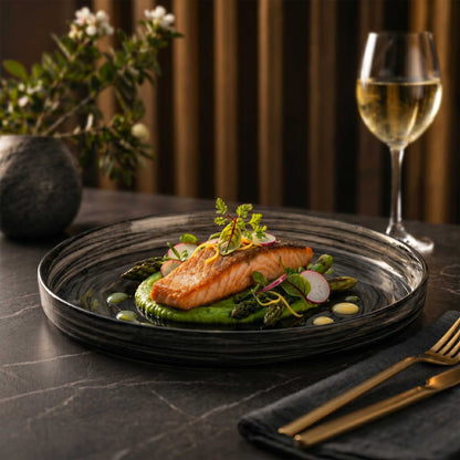 Vetri Round Black Glass Alabaster Plate - 11" x 11" x 1 1/4" - 6 count box