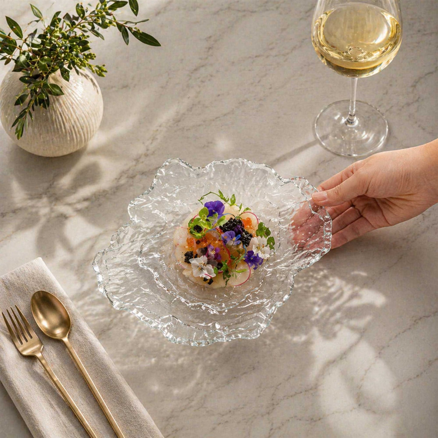 Vetri Abstract Clear Glass Seashell Serving Plate - 8 3/4" x 6 3/4" x 1 3/4" - 6 count box