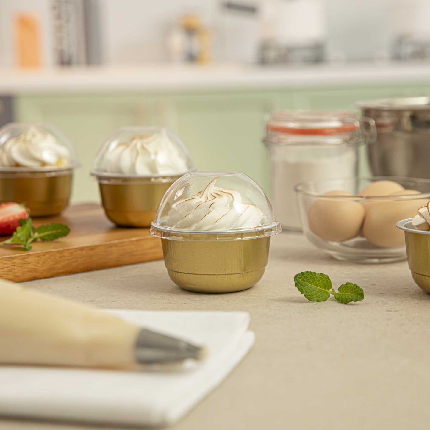 Pastry Tek 5 oz Round Gold Aluminum Baking Cup - with Plastic Dome Lid - 3 1/4" x 3 1/4" x 1 3/4" - 100 count box