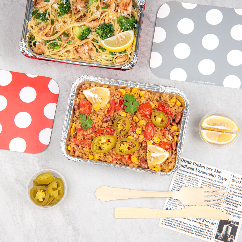 Foil Lux 16 oz Rectangle Silver Aluminum Take Out Container - Polka Dot Paper Lid - 7 1/4" x 5 1/4" x 2" - 50 count box
