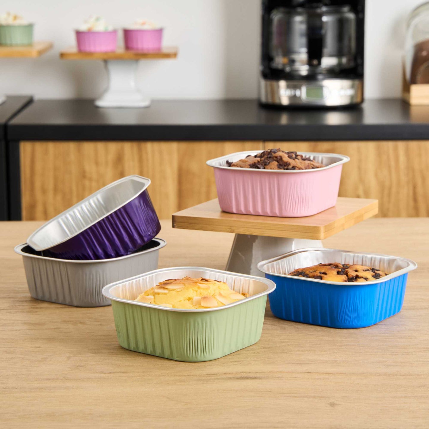 Foil Lux 10 oz Square Gray Aluminum Baking Cup - 4 1/4" x 4 1/4" x 1 1/2" - 100 count box
