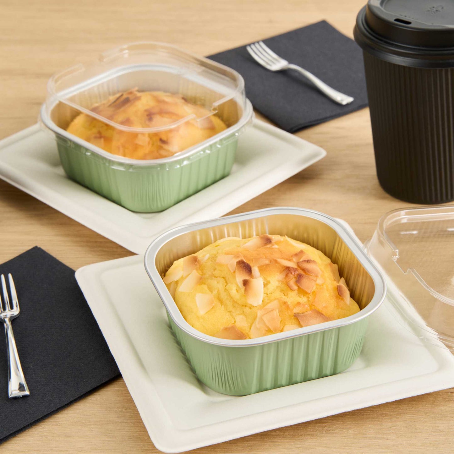Foil Lux 10 oz Square Pistachio Green Aluminum Baking Cup - 4 1/4" x 4 1/4" x 1 1/2" - 100 count box