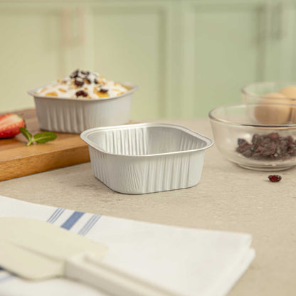 Foil Lux 10 oz Square White Aluminum Baking Cup - 4 1/4" x 4 1/4" x 1 1/2" - 100 count box