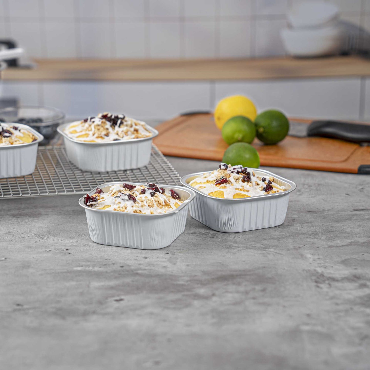Foil Lux 10 oz Square White Aluminum Baking Cup - 4 1/4" x 4 1/4" x 1 1/2" - 100 count box