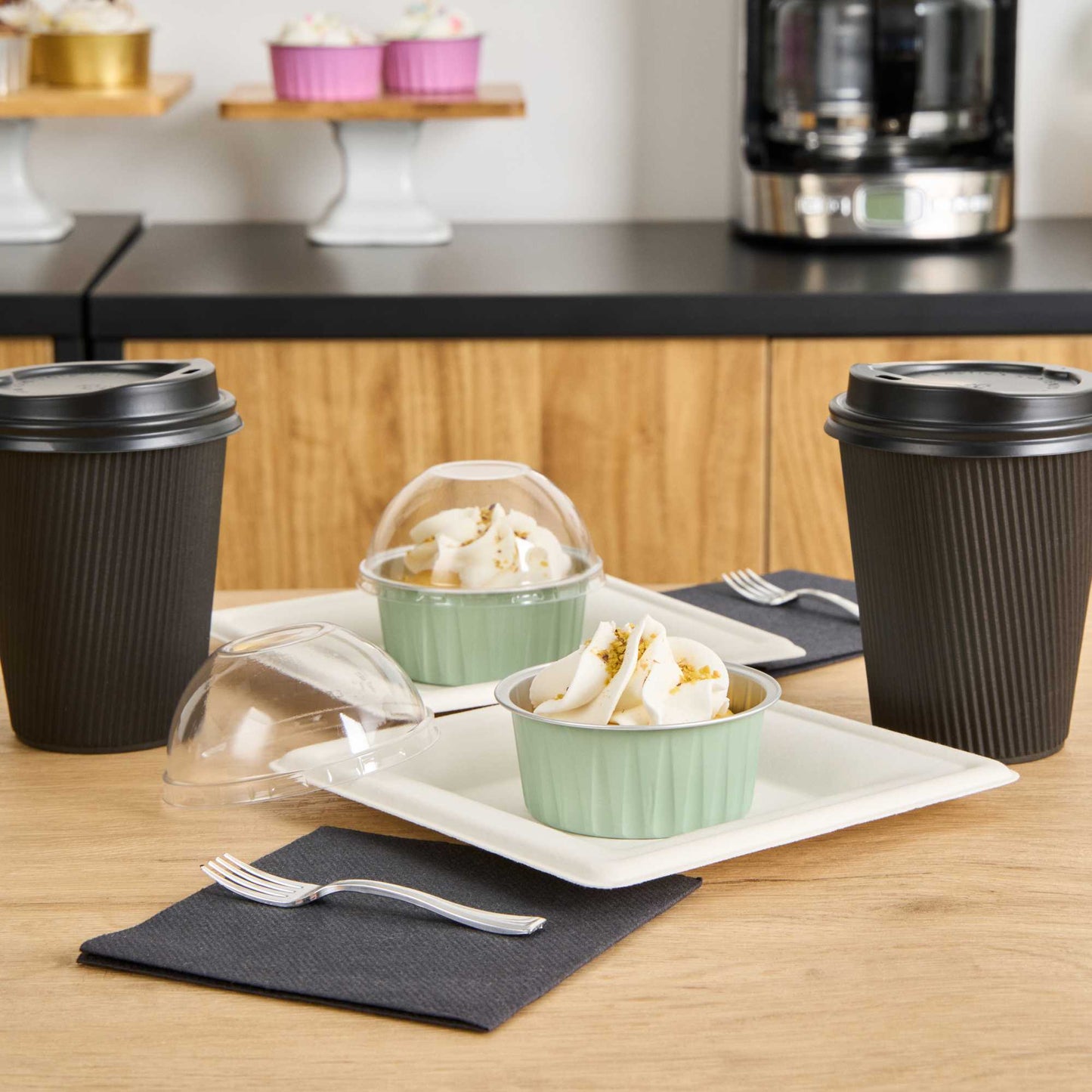 Foil Lux 4 oz Round Pistachio Green Aluminum Baking Cup - Lids Available - 3 1/4" x 3 1/4" x 1 1/2" - 100 count box