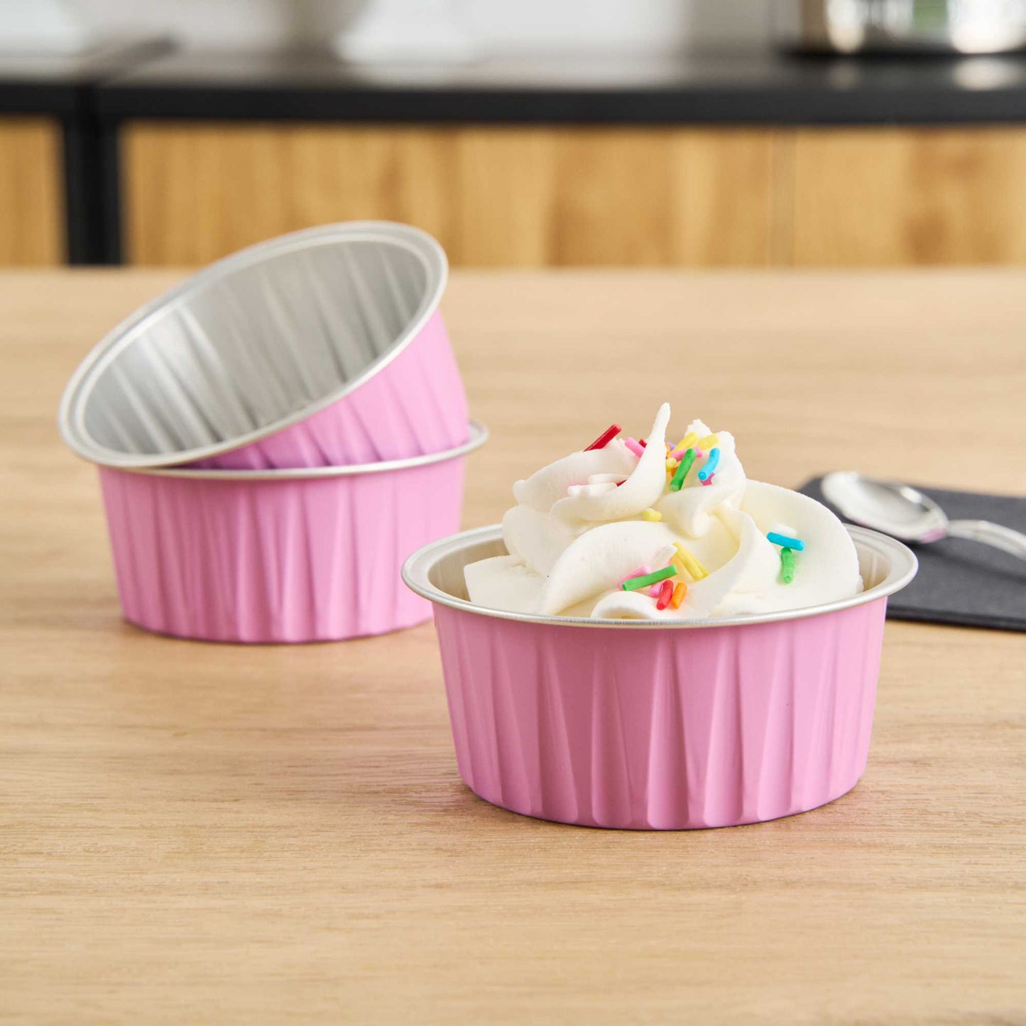 Foil Lux 4 oz Round Pink Aluminum Baking Cup - Lids Available - 3 1/4" x 3 1/4" x 1 1/2" - 100 count box